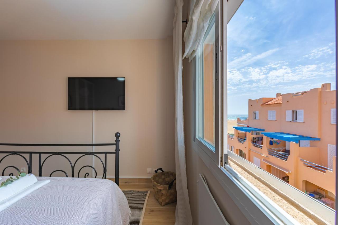 Beachfront, Pool, Terrace, Garage & Fibre Internet Tarifa Exterior foto